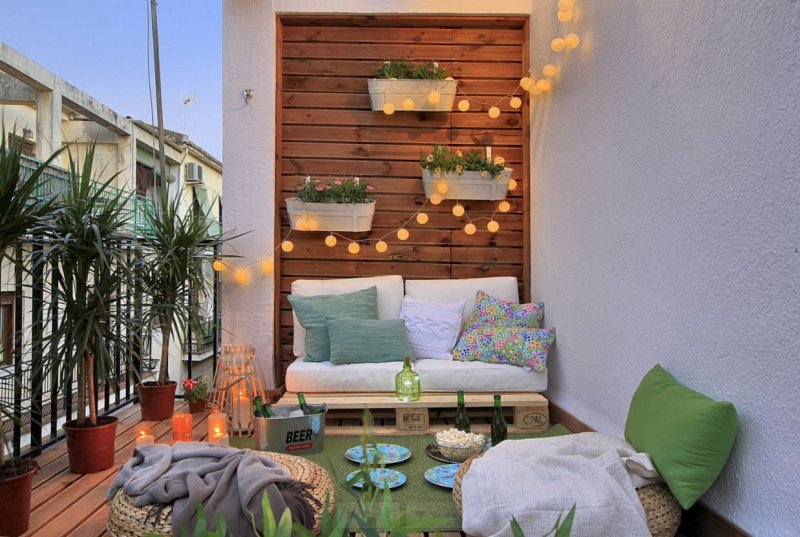 Balcony decor