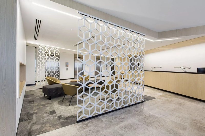 Querus openwork partitions