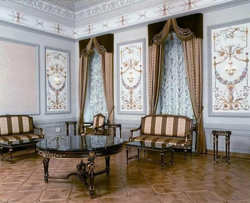 Classicism style in the interior