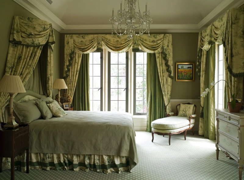 English style in the interior of the bedroom