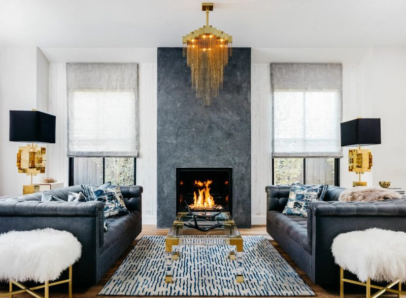 Living rooms with fireplace