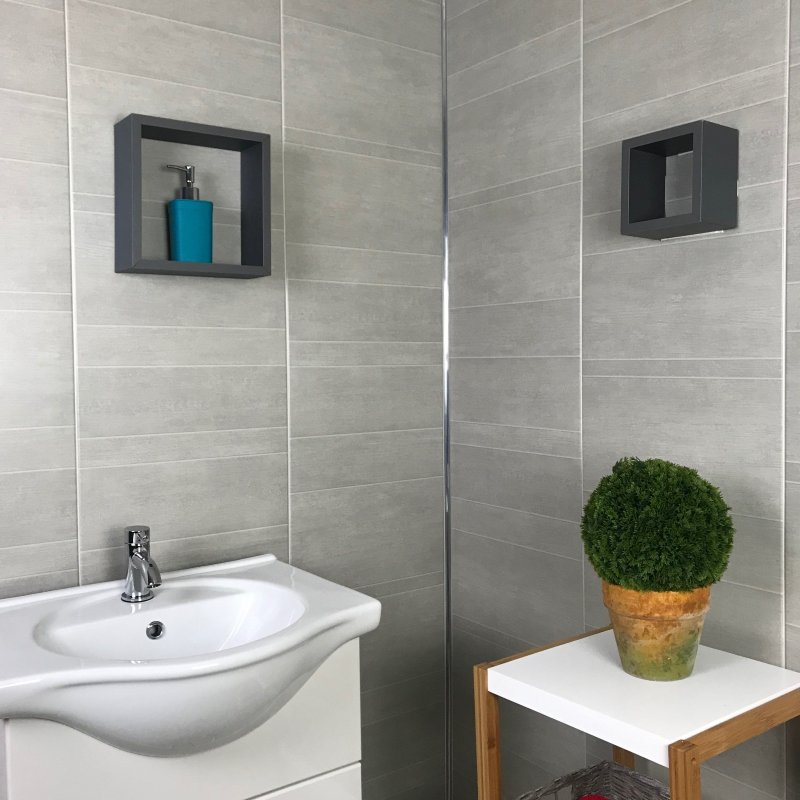 Gray panels in the bathroom