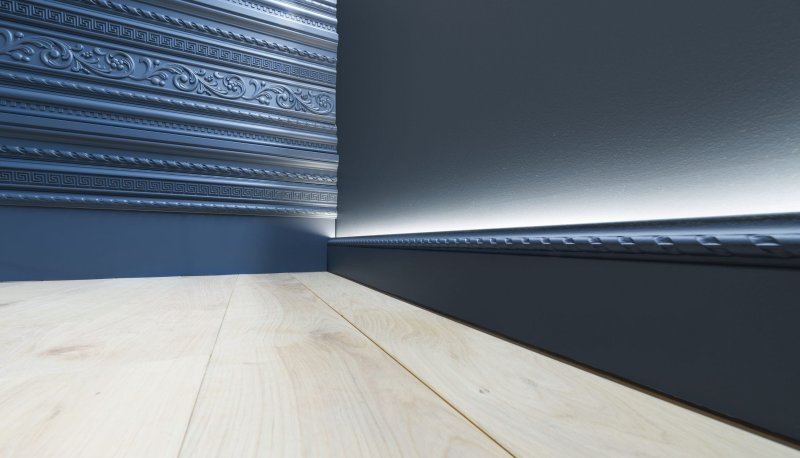 Floor skirting board with PN 101 LED EUROVUD