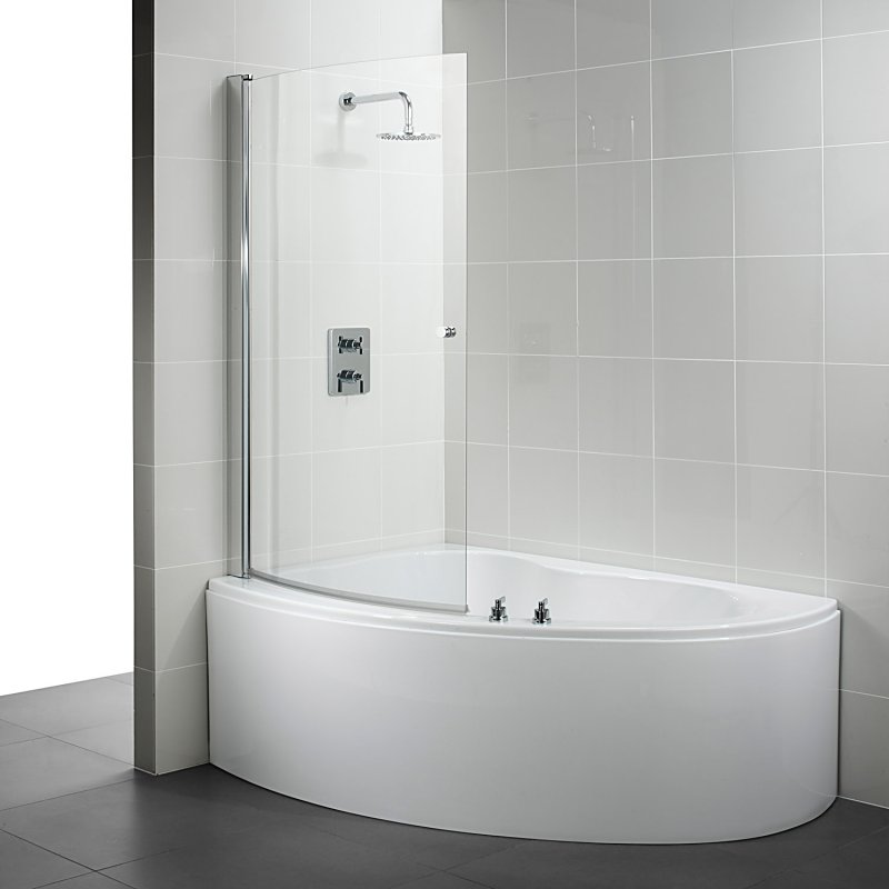 Corner bathtub