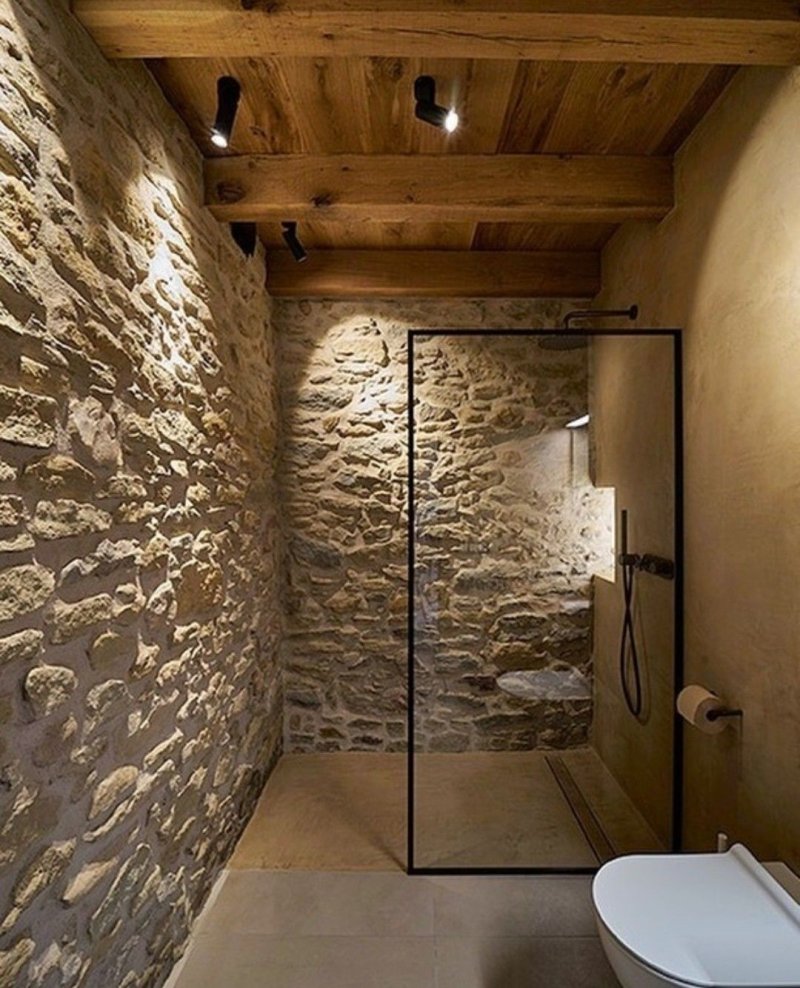 The interior of the shower