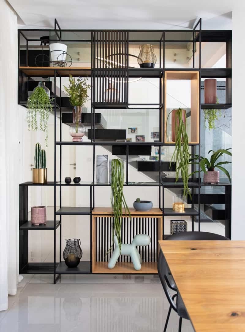 Zoning rack loft