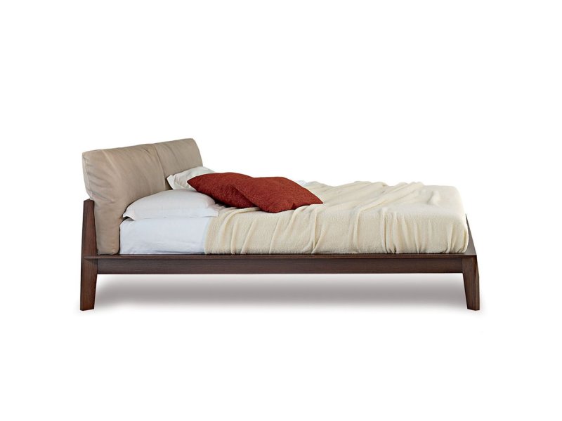 Molteni bed with Fulham