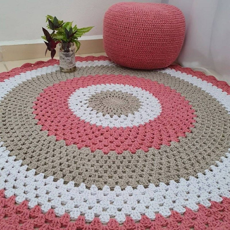 Crochet round rugs