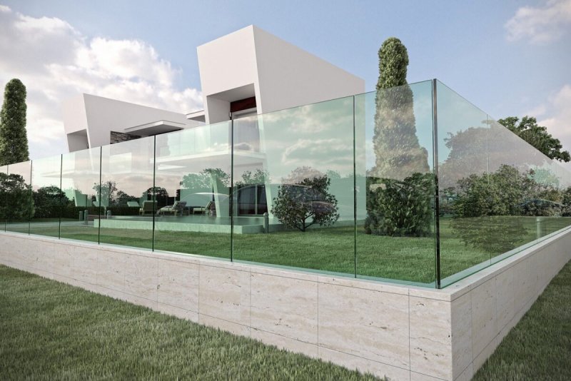 Glass fence