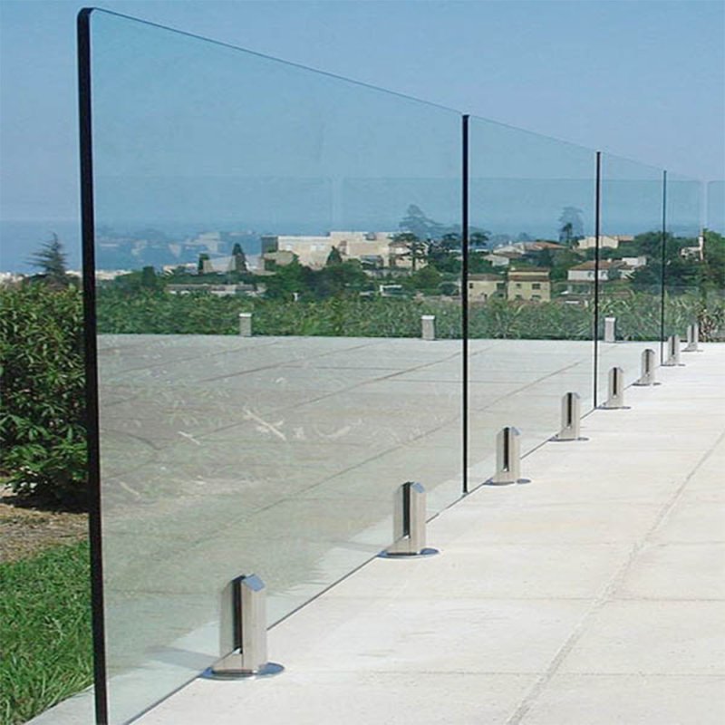 Glass fence