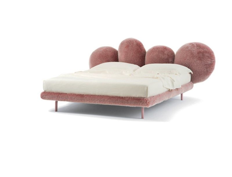 Edra Cipria bed