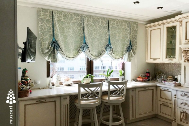 Austrian curtain in the kitchen