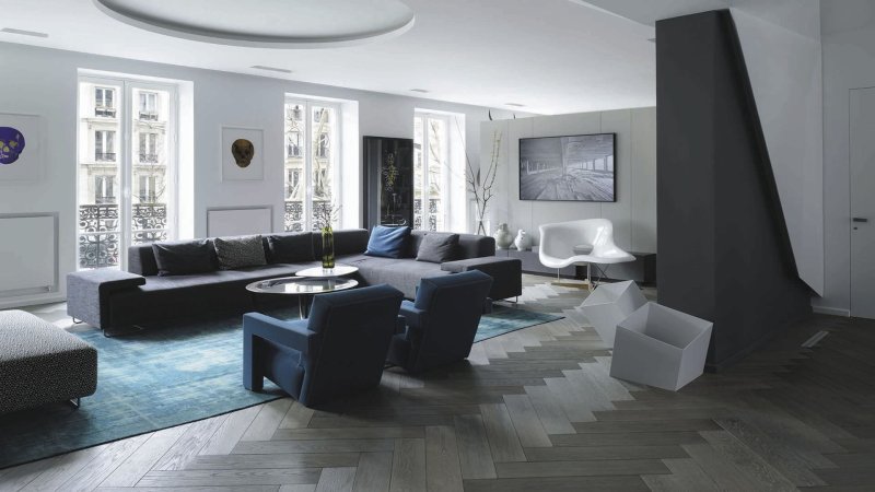 Gray parquet with a Christmas tree in the interior