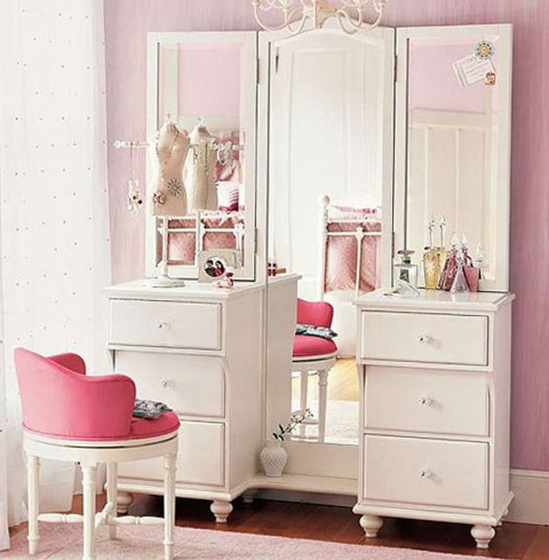 Toilet table with a mirror for a girl