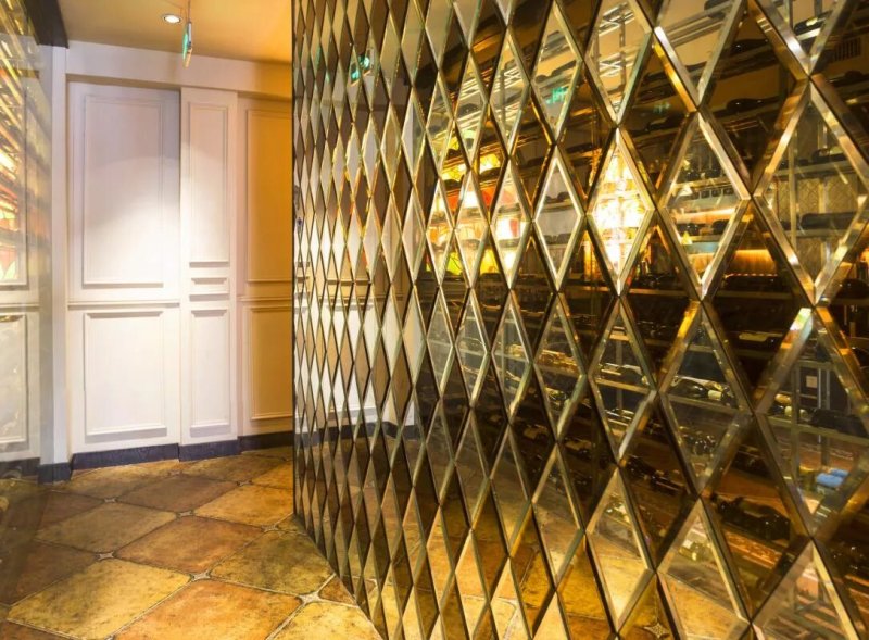 Mirror tiles