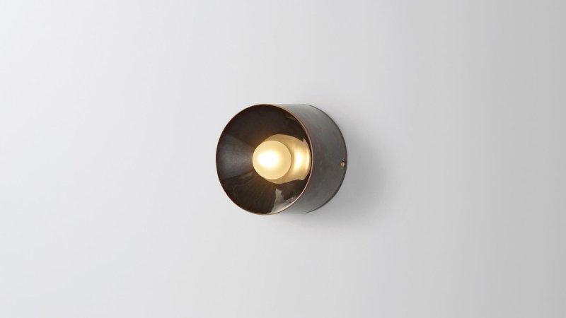 Lamp wall -in -law sconces