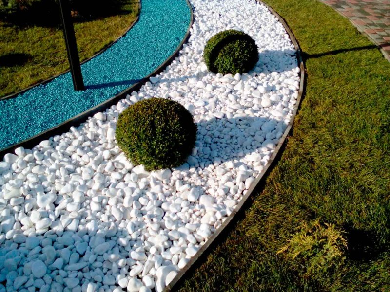 White pebble for landscape design