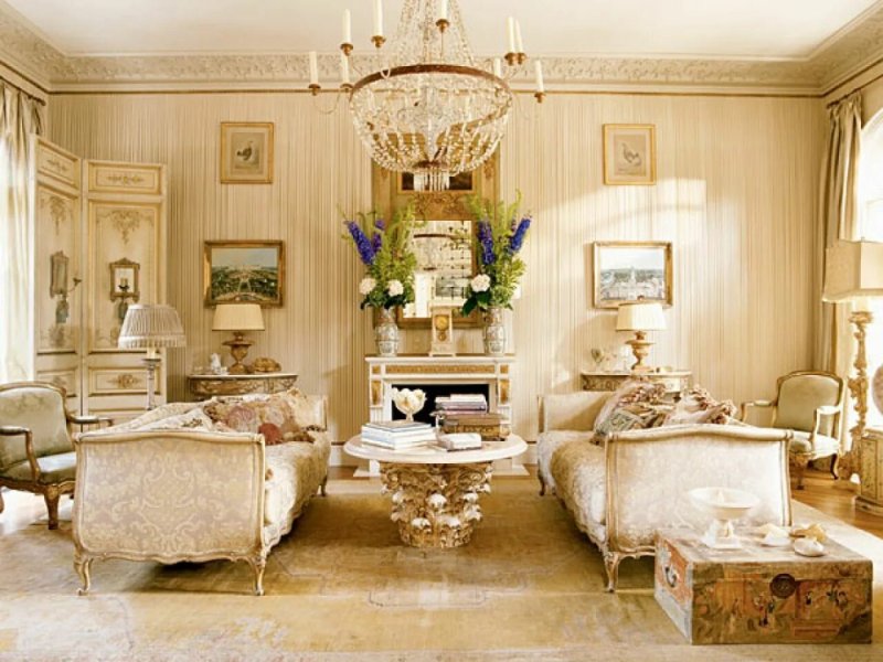 Empire style in the interior