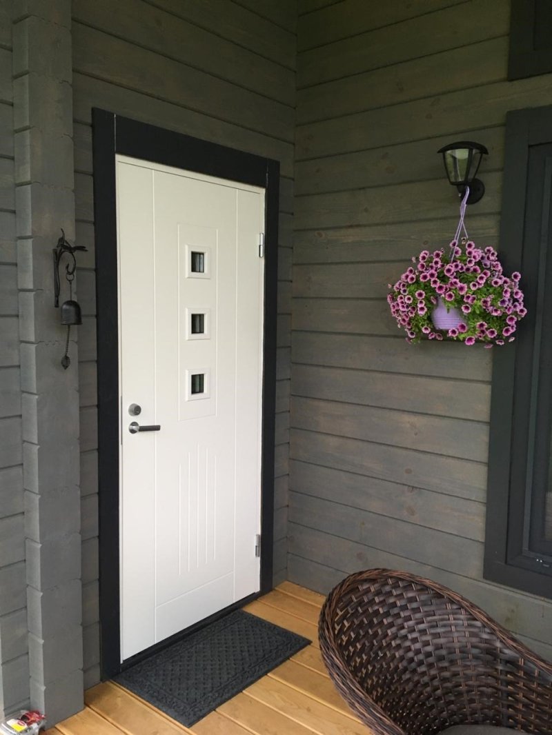 Entrance doors for a country house