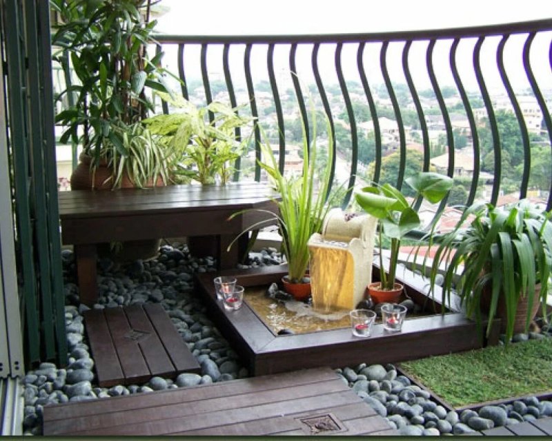 Japanese garden on the balcony