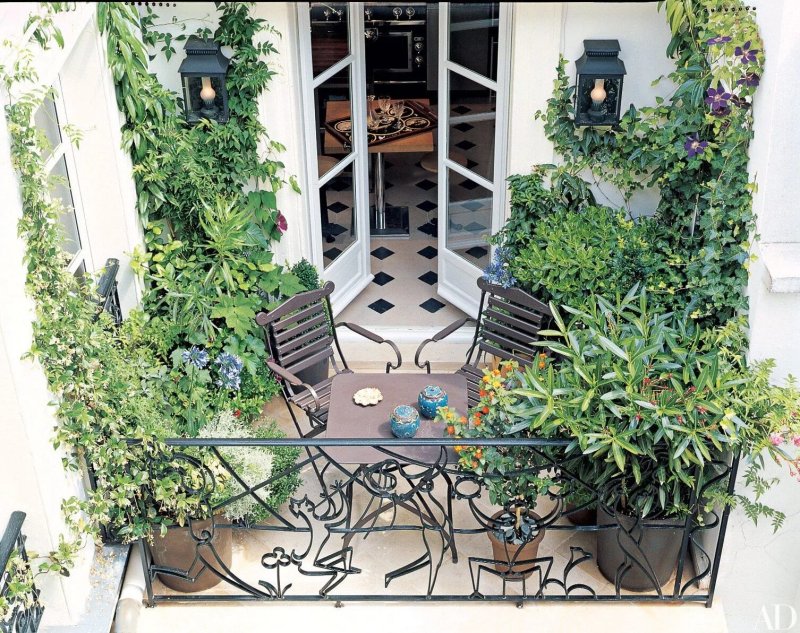 Landscaping of the balcony