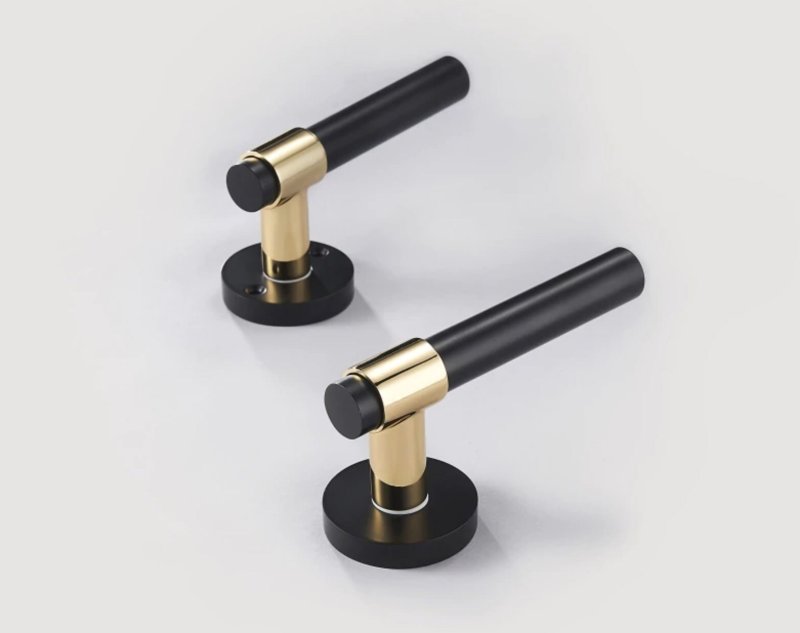 Black handles for interior doors