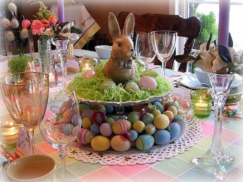 Easter table decoration