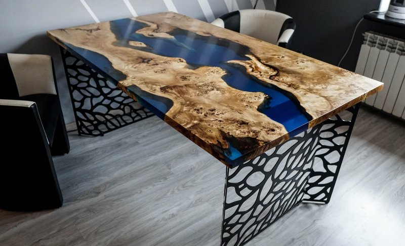 Epoxy table