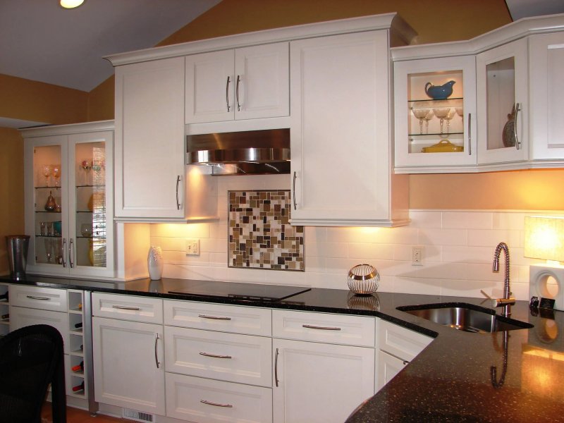 Kitchens with corner sink Design