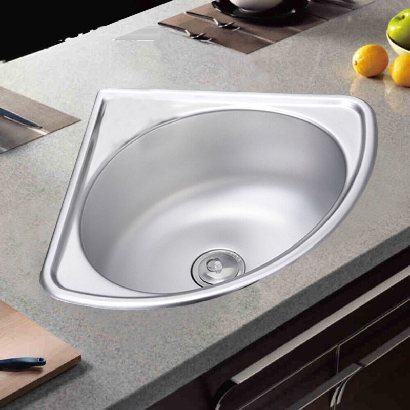 Triangular sink