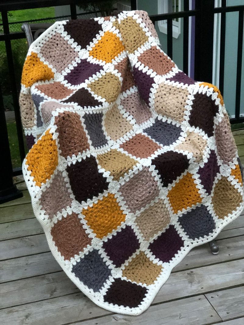 Knitted blankets