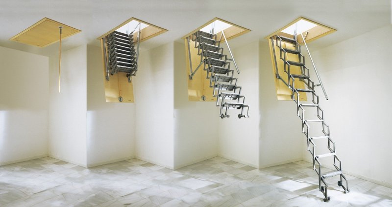 Sound staircase Fakro scissory type