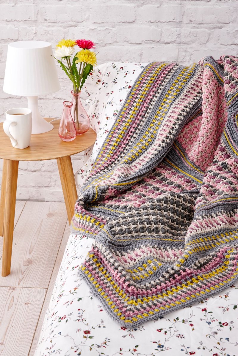 Crochet stylish blanket