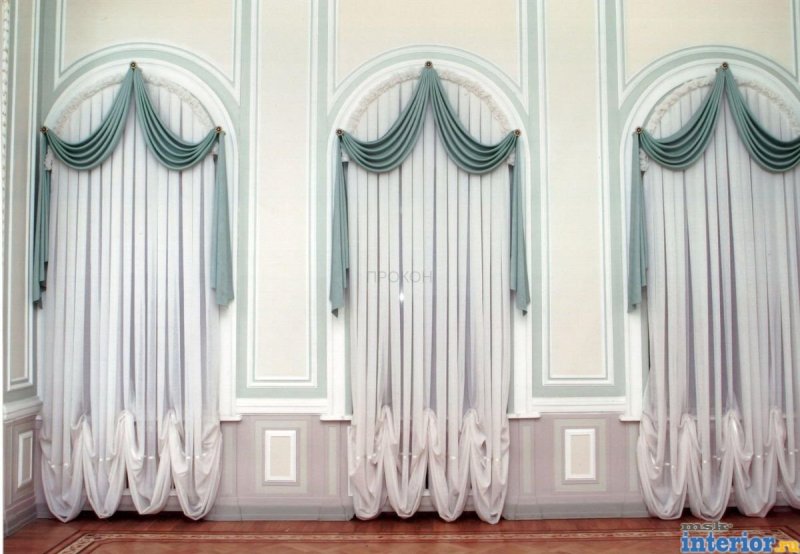 French curtain