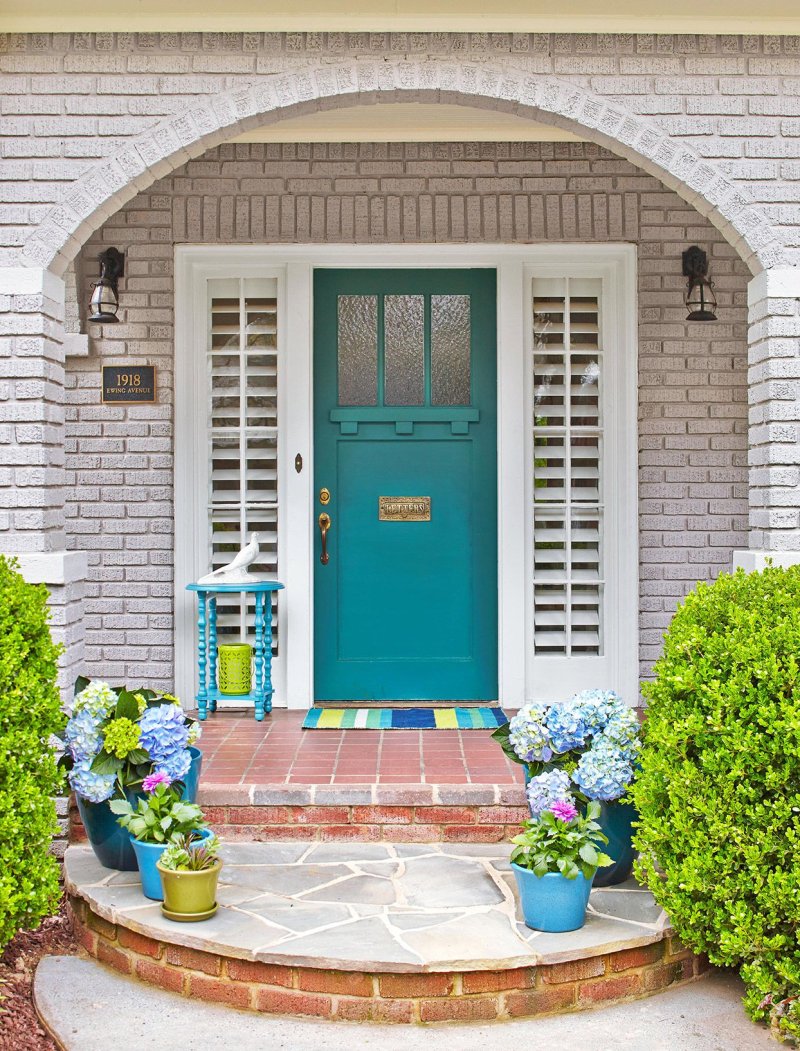 Beautiful door to the house