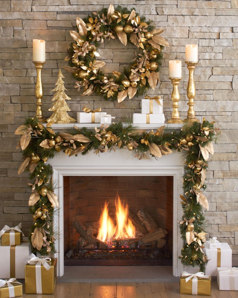 New Year's decoration of the fireplace