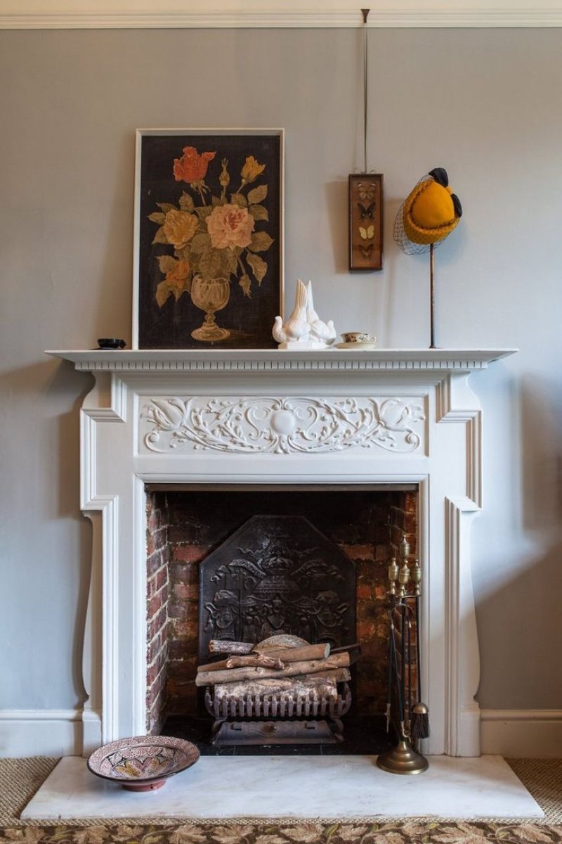 Victorian -style fireplace