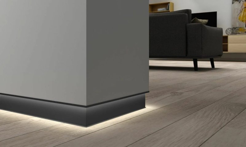 Aluminum skirting board with backlight