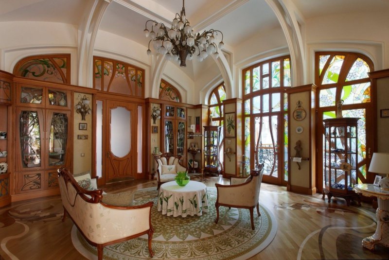 Art nouveau style in the interior