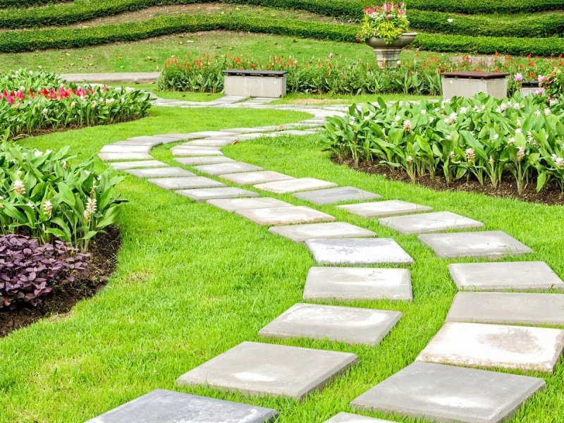 Tile paving of garden paths