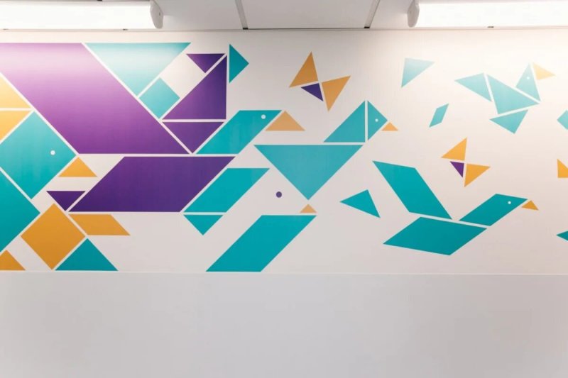 Geometric shapes on the wall