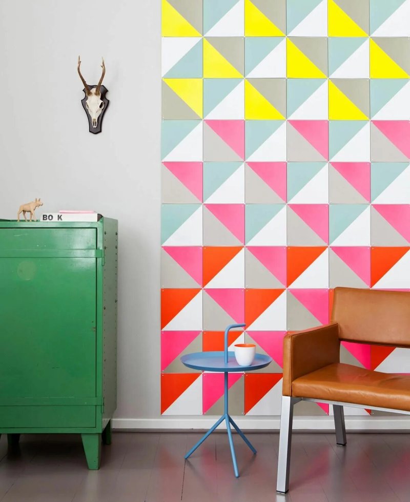 Geometric patterns on the walls