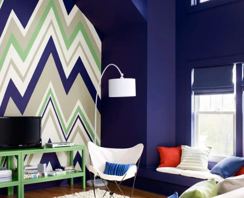 Geometric shapes on the wall