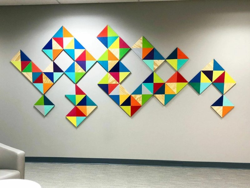 Geometric shapes on the wall