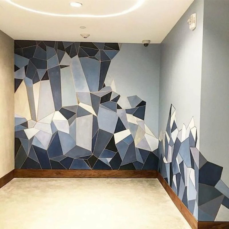 Geometric shapes on the wall