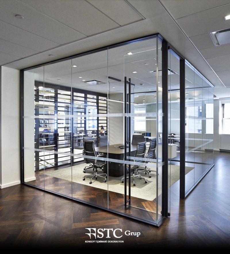 Glass partitions Office