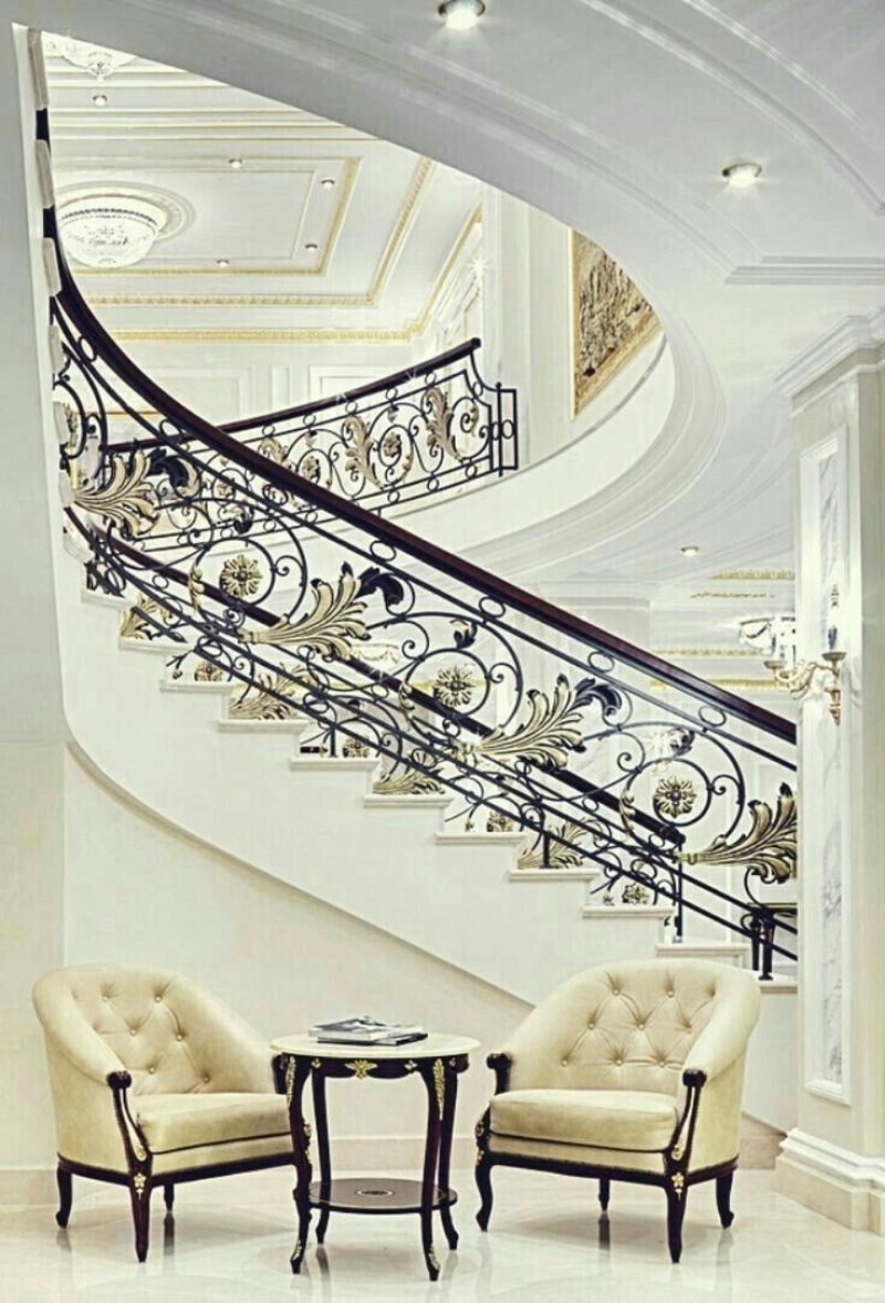 Marble staircase Metropol