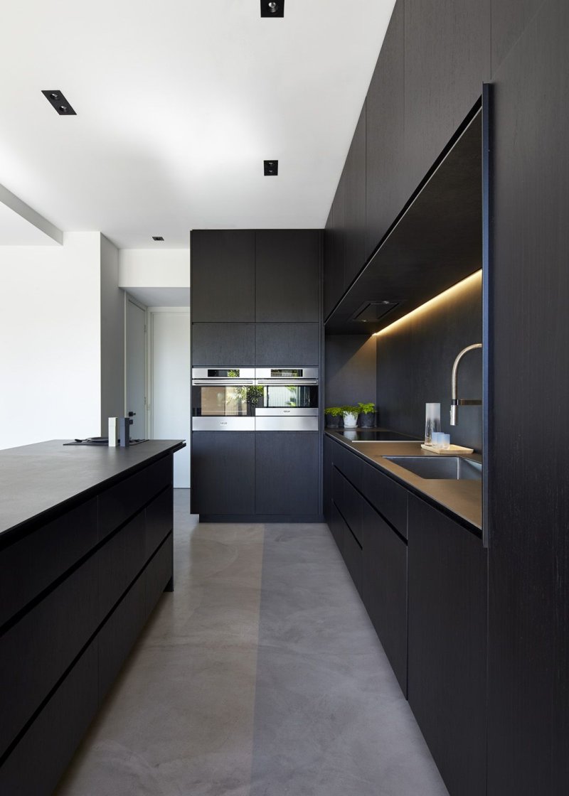 Kitchen Total Black