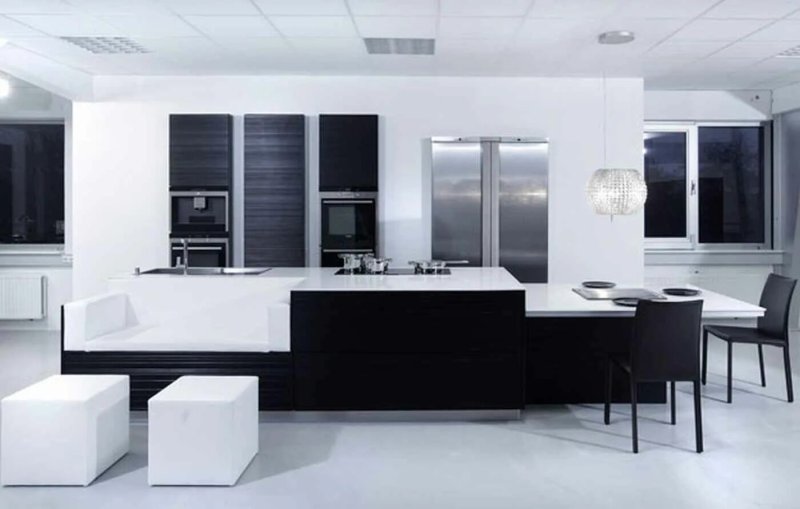 Black white kitchen