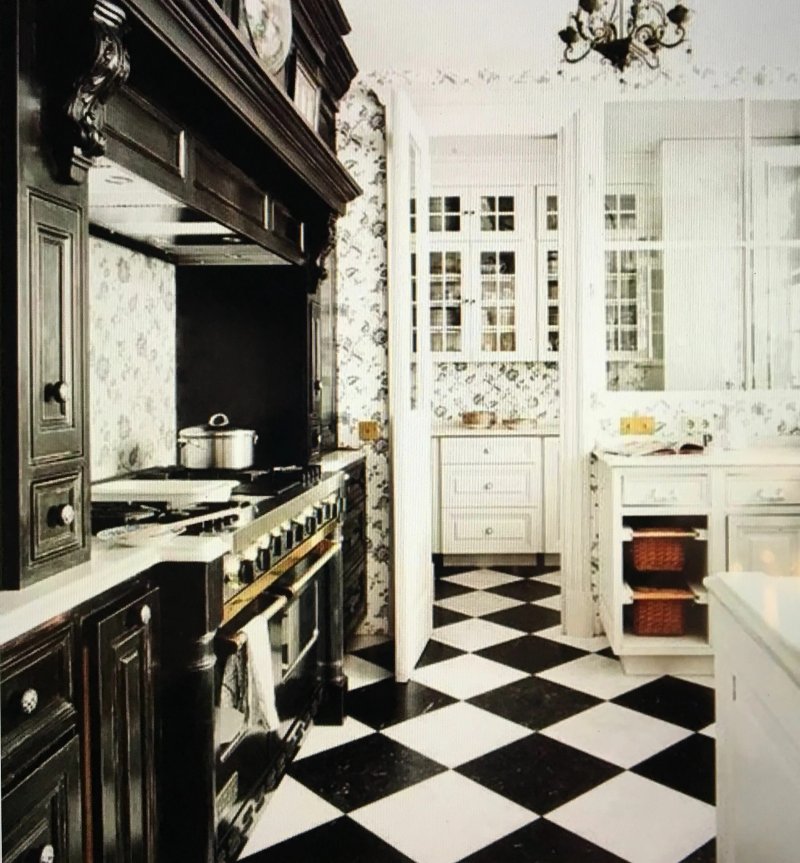 Black white kitchen